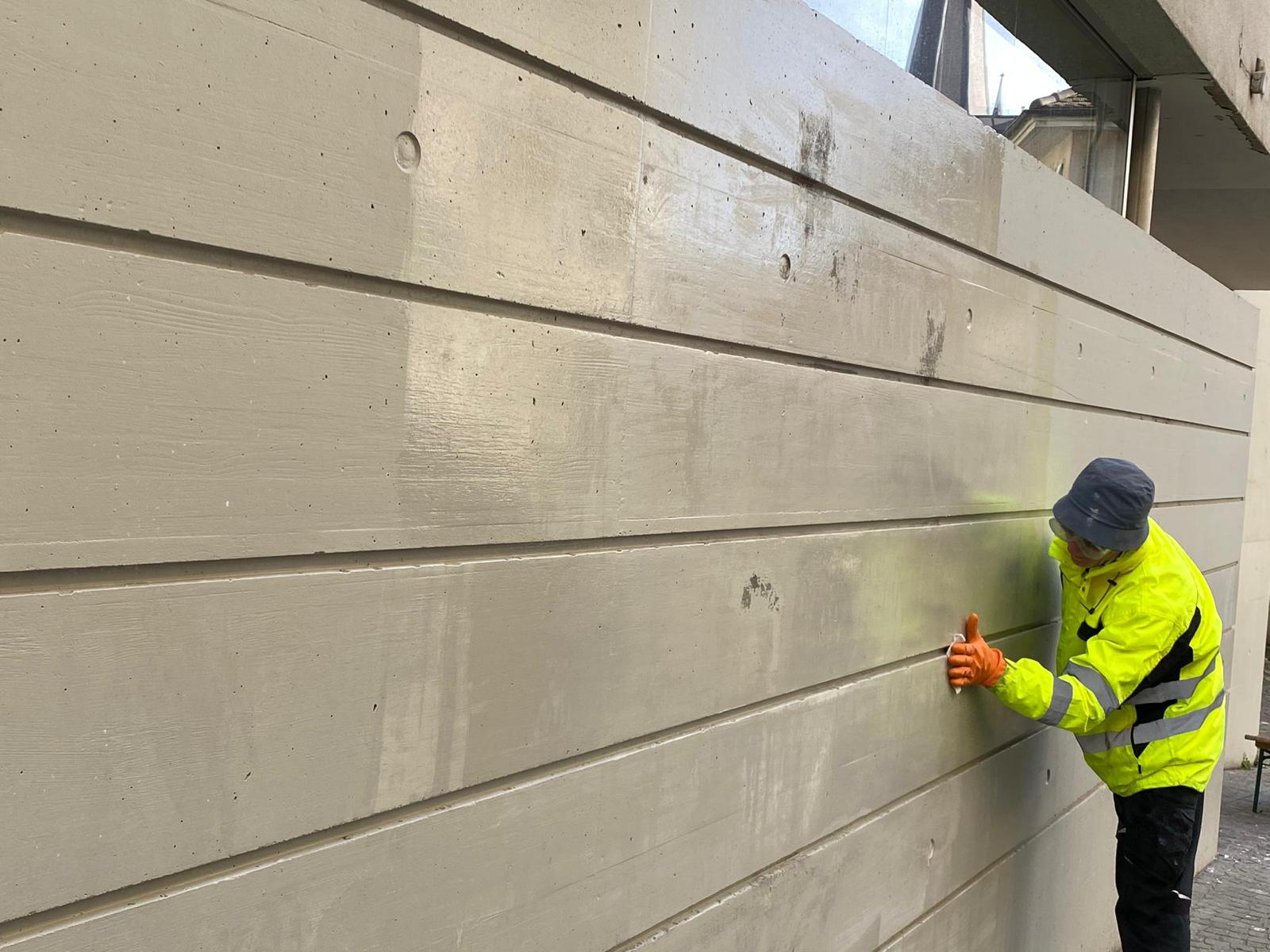 Pose de protection anti-graffiti - Exemple 1