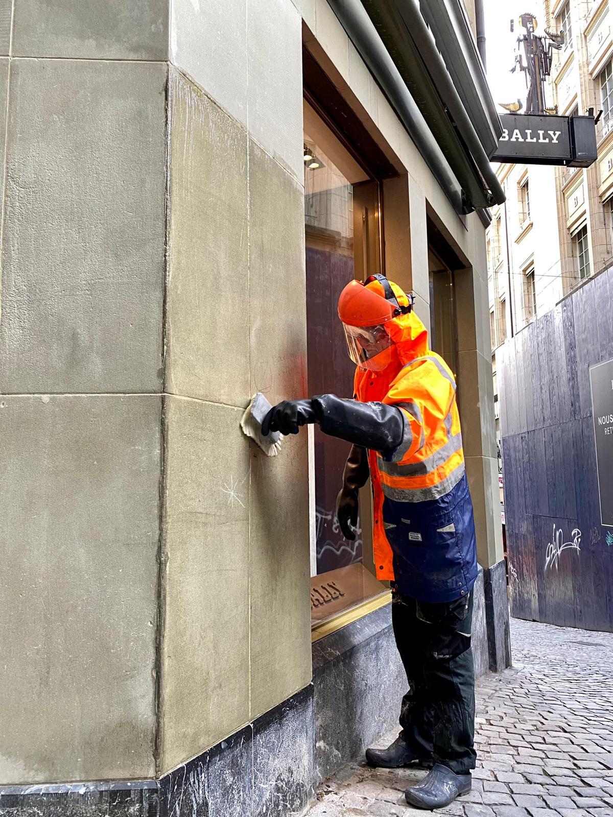 Pose de protection anti-graffiti - Exemple 4